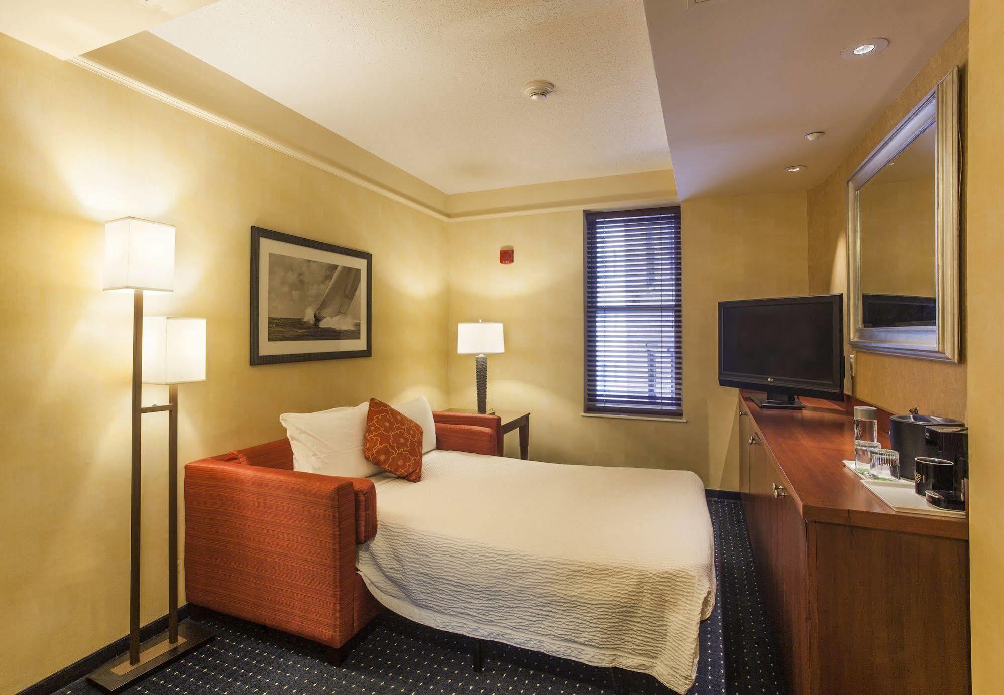 Courtyard Boston Copley Square Hotel Exterior foto